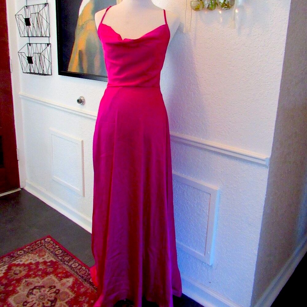 SHEIN Belle Crisscross Backless Dress "Satin"